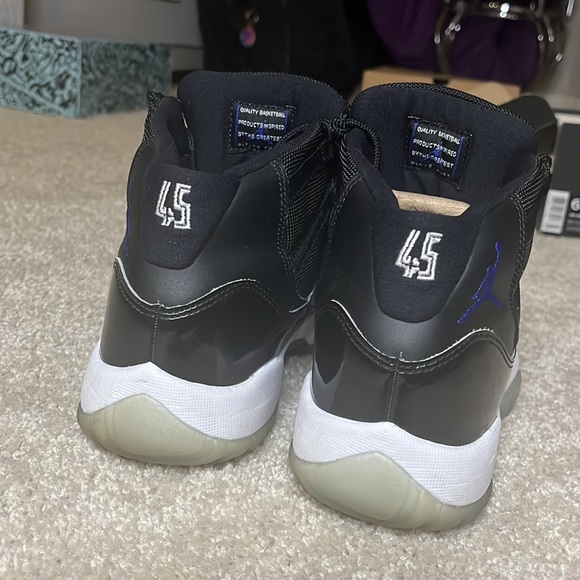 COPY - Air Jordan 11 - Picture 3 of 6